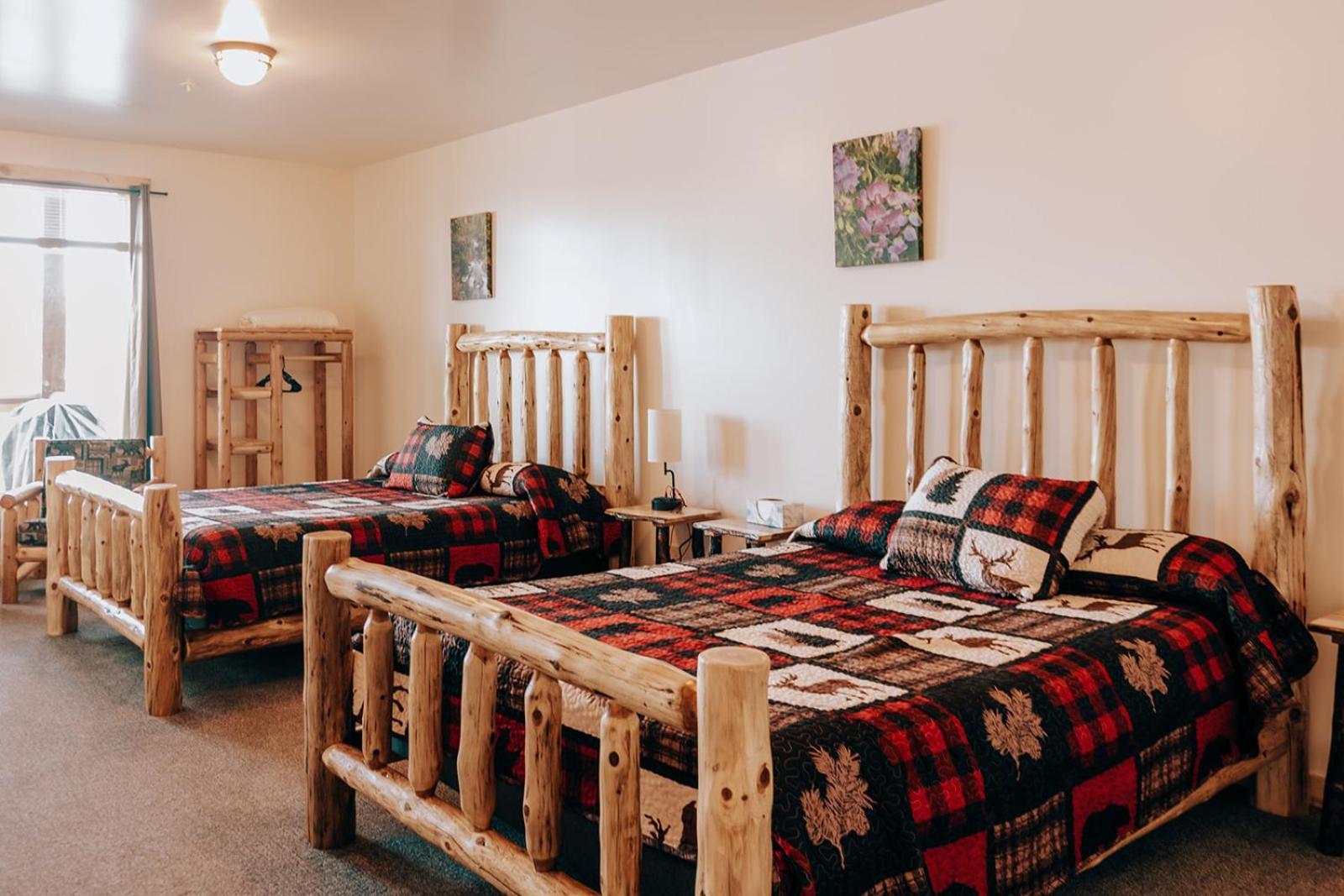 Keweenaw Waters Resort Houghton Bagian luar foto